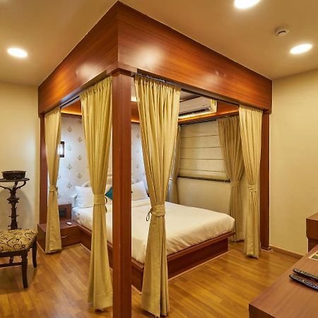 Tranquil La Casa Hotel Pune Bagian luar foto