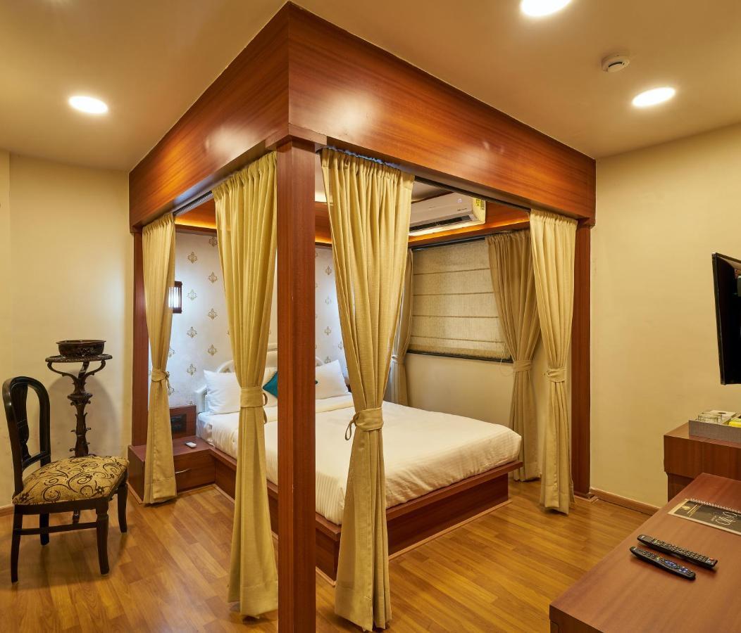 Tranquil La Casa Hotel Pune Bagian luar foto